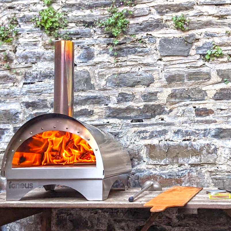 Igneus Minimo Wood Fired Pizza Oven - Compact, Powerful, and Portable