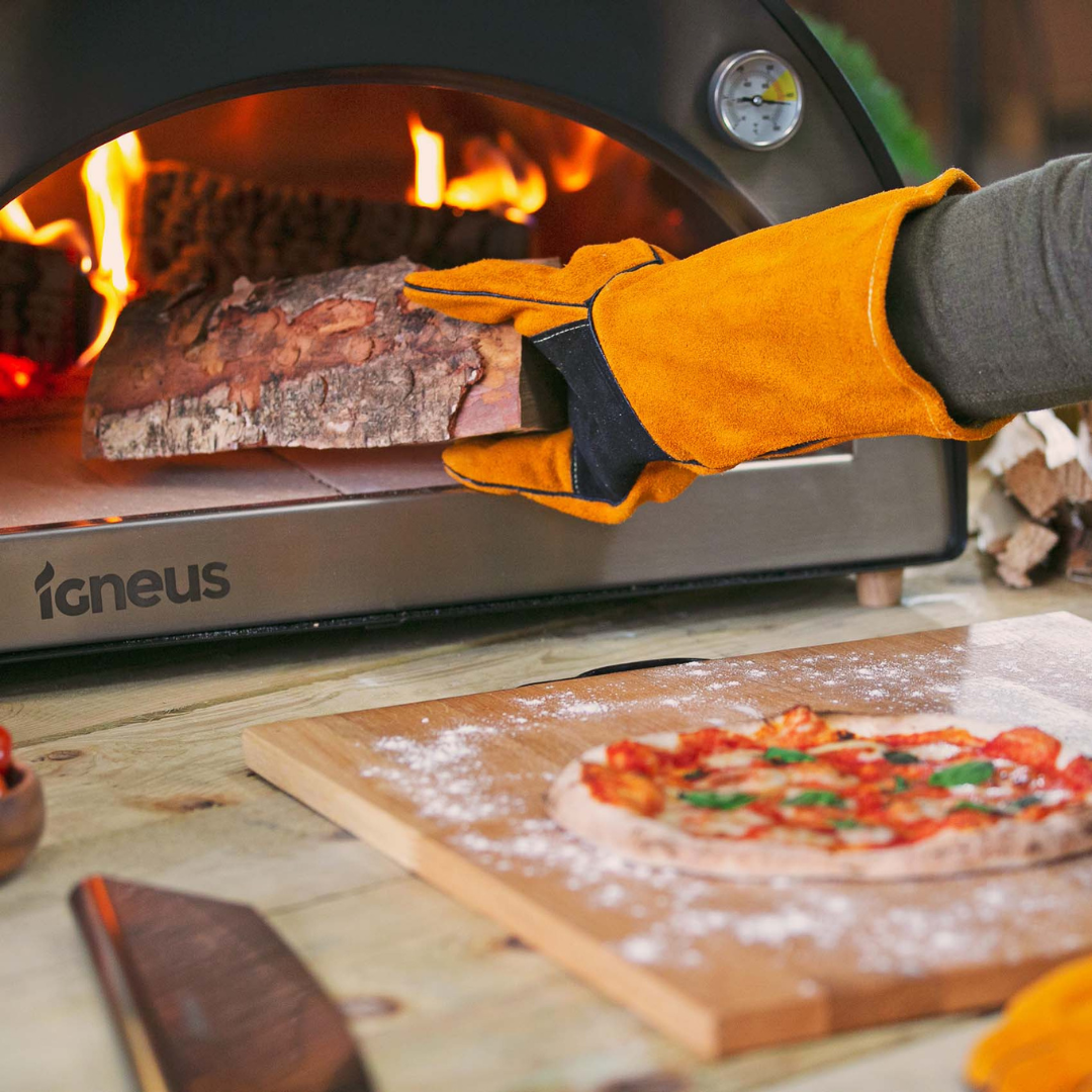 The Vulcan + Wood Fired Pizza Oven And Chef's Accessories Kit