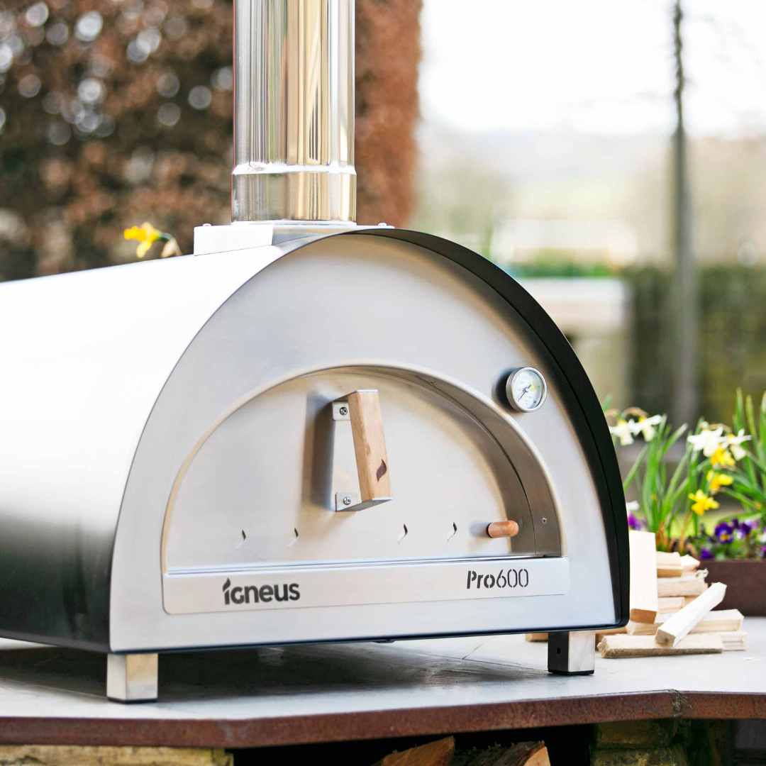 Igneus Pro 600 – The Professional’s Choice for Wood-Fired Cooking